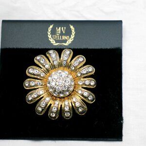 Vintage Rhinestone Daisy Brooch, MV Vellano Collectible Flower Pin, NWT